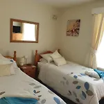 Sheridan 招待所 3*
