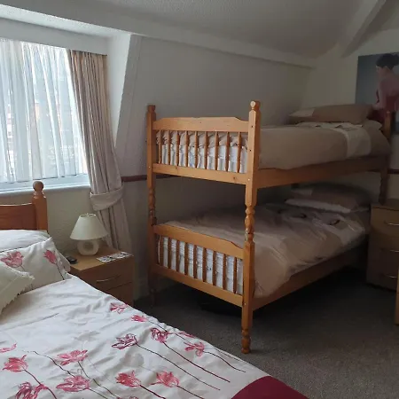 Guest house Sheridan Scarborough