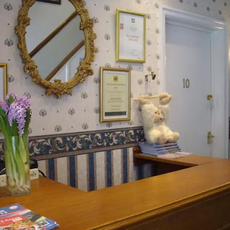 بيت ضيافة Sheridan سكرابورو